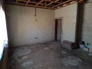 Unfinished 2 by 2 Bedroomed Flats in Meanwood Kwamwena Phase 3