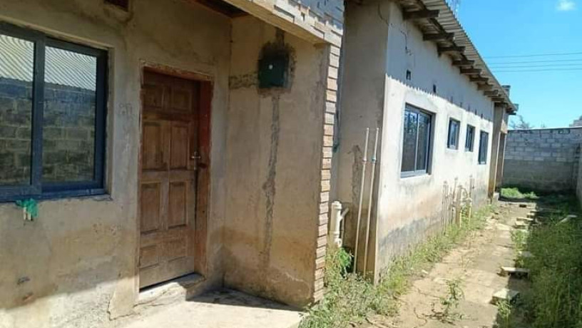 unfinished-2-by-2-bedroomed-flats-in-meanwood-kwamwena-phase-3-big-8