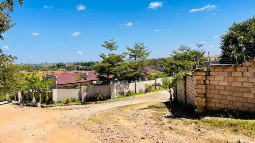 spacious-plot-for-sale-in-foxdale-big-7