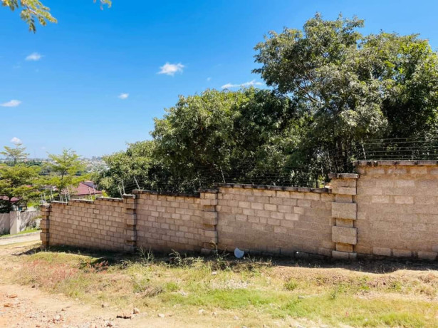 spacious-plot-for-sale-in-foxdale-big-2