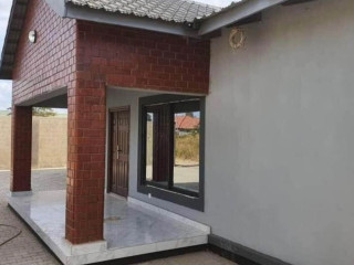 Modern 3 Bedroom House For Sale in Meanwood Ndeke