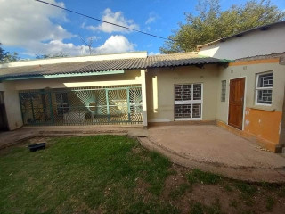 Spacious 3 Bedroom House For Sale in PHI, Lusaka