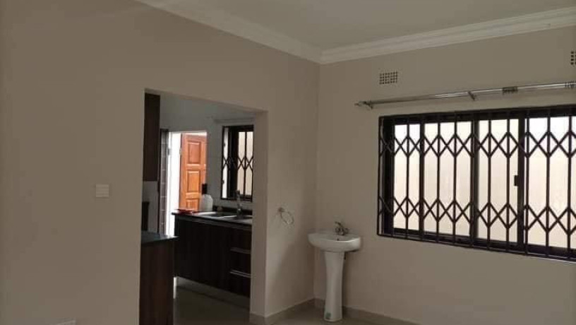 3-bedroom-flat-for-rent-in-salama-park-big-4