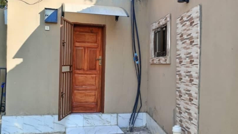 bedsitter-for-rent-in-ibex-hill-big-1