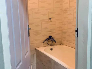 2-bedroom-flat-for-rent-in-ibex-hill-meanwood