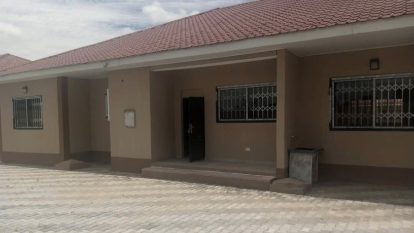 3-bedroom-house-for-rent-in-makeni-big-4