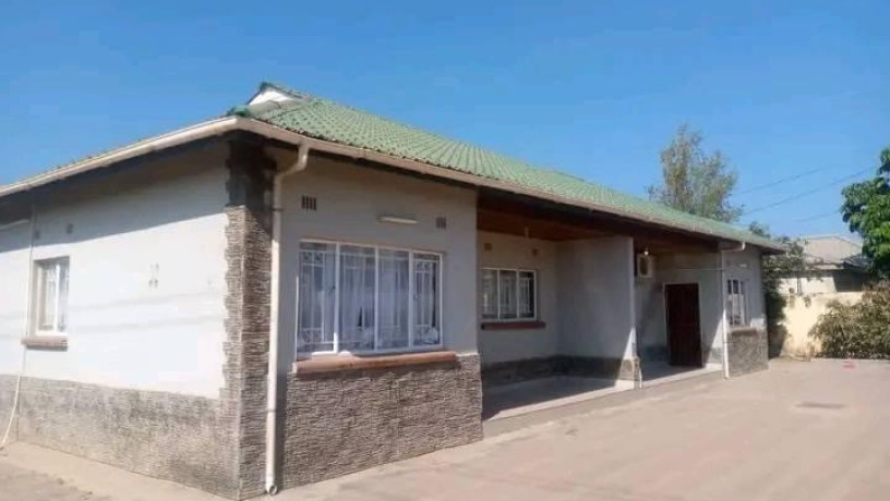 2-bedroom-flat-for-rent-in-meanwood-chamba-valley-big-0