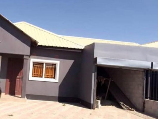 2-bedroom-flat-for-rent-in-meanwood-chamba-valley