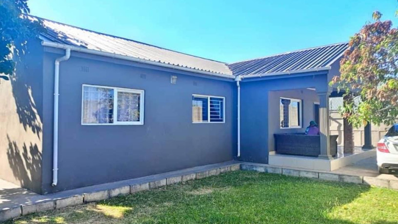 3-bedroom-house-for-sale-in-meanwood-chamba-valley-big-0