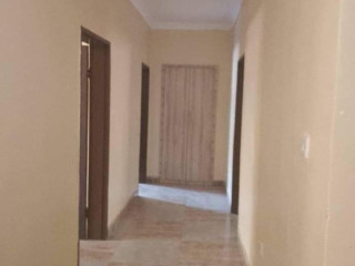 3 Bedroom Flat For Rent in Makeni Bonaventure