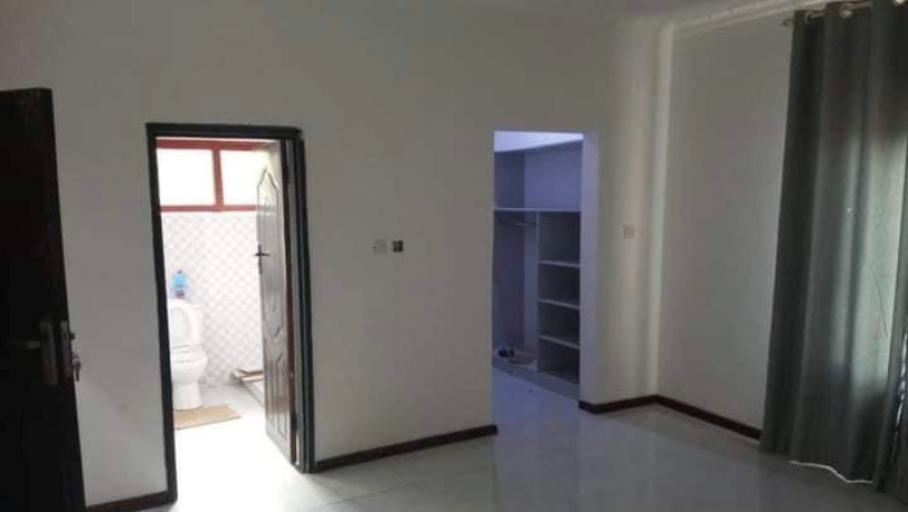 3-bedroom-flats-for-rent-in-new-kasama-big-2