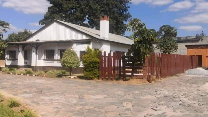 4-bedroom-house-for-sale-in-longacres-big-2