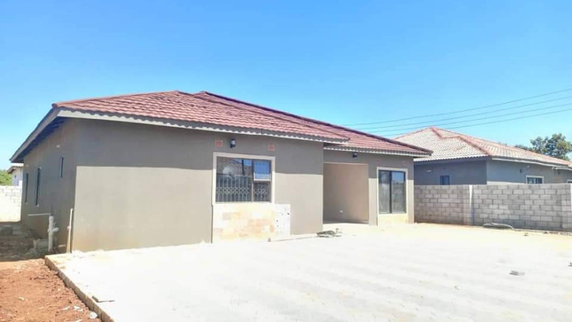 3-bedroom-house-for-sale-in-new-kasama-big-3