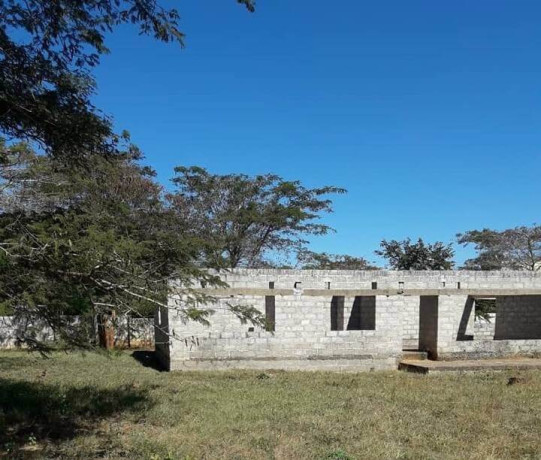 3-bedroom-flats-for-sale-in-woodlands-lusaka-big-2