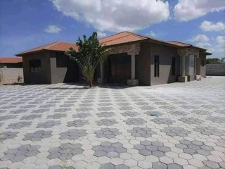 4 Bedroom Flat For Sale In Woodlands Chalala