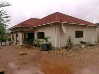 4 Bedroom House For Sale in Chalala