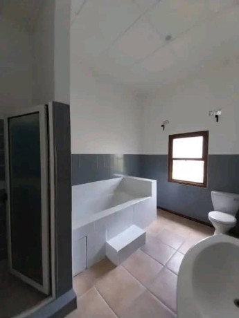 3-bedroom-house-for-sale-in-eureka-park-big-3