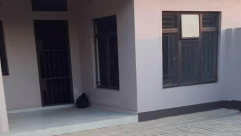 2-bedroom-flat-for-rent-in-chilenje-big-0