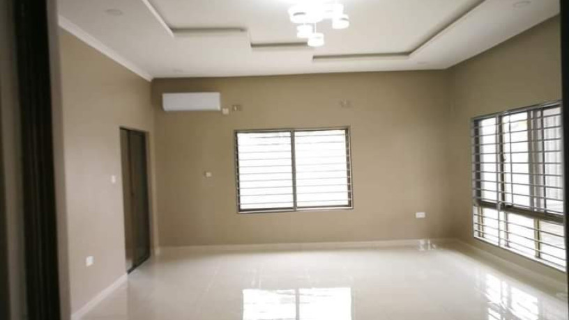 4-bedroom-flat-for-sale-in-salama-park-big-4