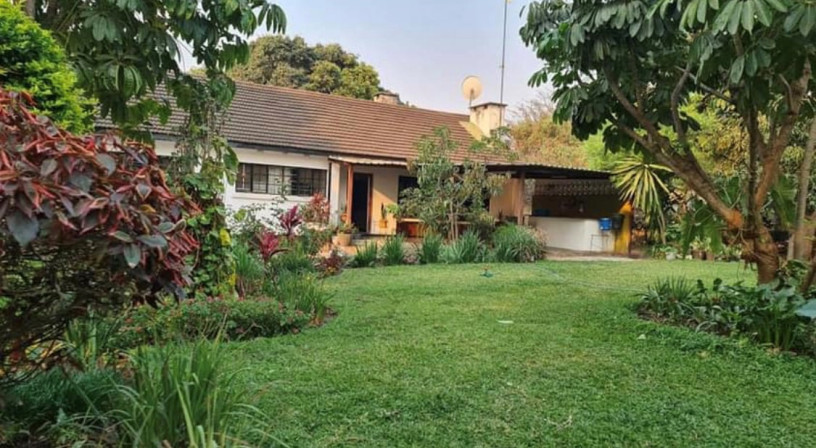 3-bedroom-house-for-sale-in-woodlands-big-4