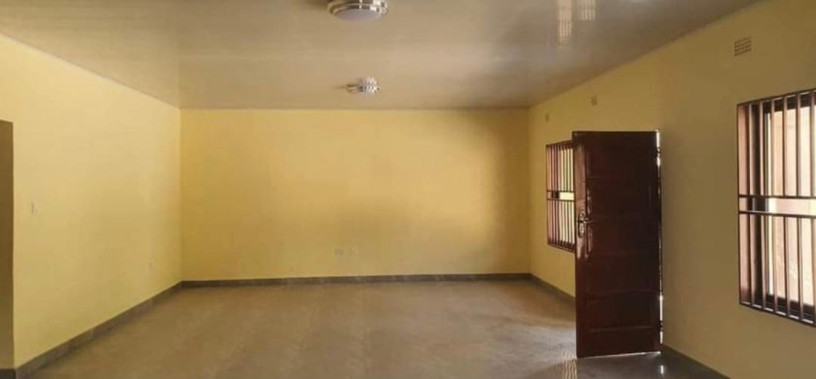 2-bedroom-flat-for-rent-in-woodlands-big-5