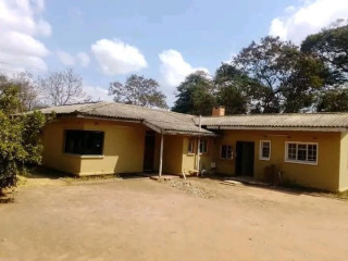 spacious-3-bedroom-house-for-sale-in-independence-avenue
