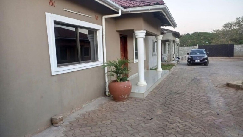 2-bedroom-flat-for-rent-in-makeni-big-0