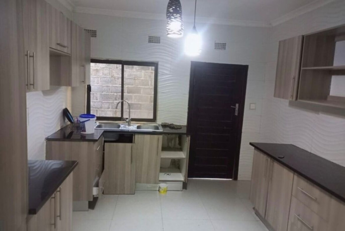 2-bedroom-flat-for-rent-in-makeni-big-2
