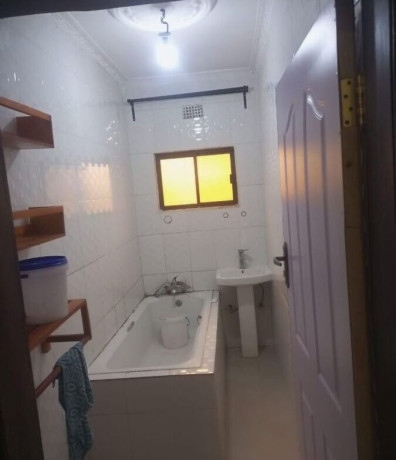 2-bedroom-flat-for-rent-in-makeni-big-1