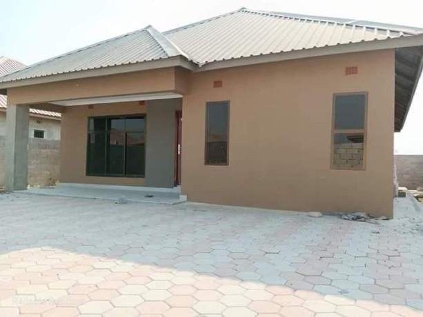 2-bedroom-flat-for-sale-in-lilayi-estate-big-1