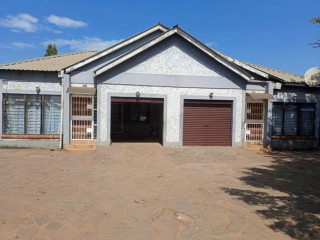 3-bedroom-flats-for-sale-in-chalala