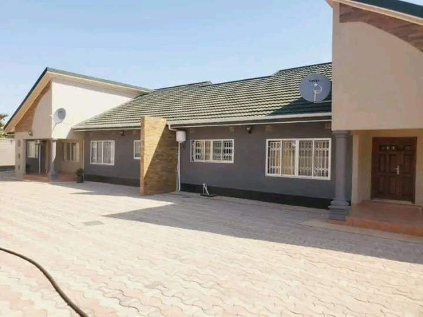 3-bedroom-flat-for-rent-in-libala-south-big-8