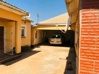 3 Bedroom House For Sale In Libala