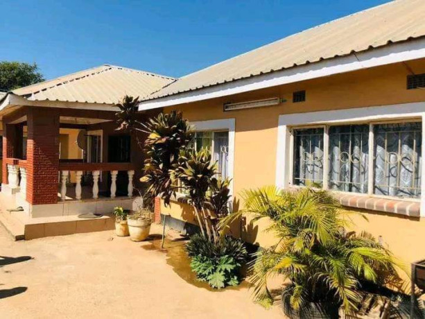 3-bedroom-house-for-sale-in-libala-big-8