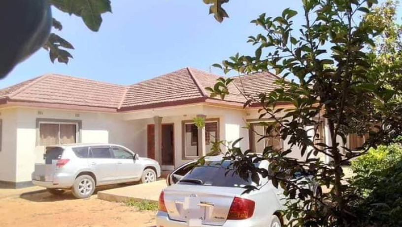 4-bedroom-house-for-sale-in-libala-south-big-2