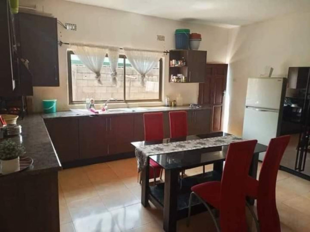 3-bedroom-flat-for-sale-in-chalala-big-5