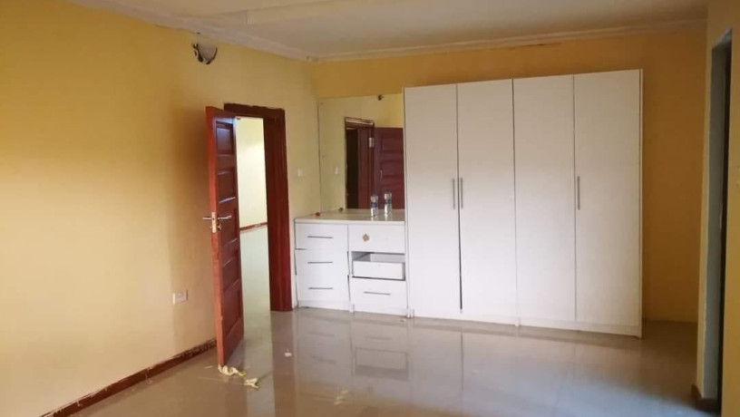 neat-and-beautiful-3-bedroom-house-for-sale-in-makeni-big-6