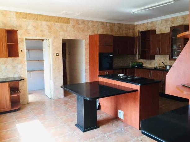 4-bedroom-house-for-rent-in-makeni-big-1