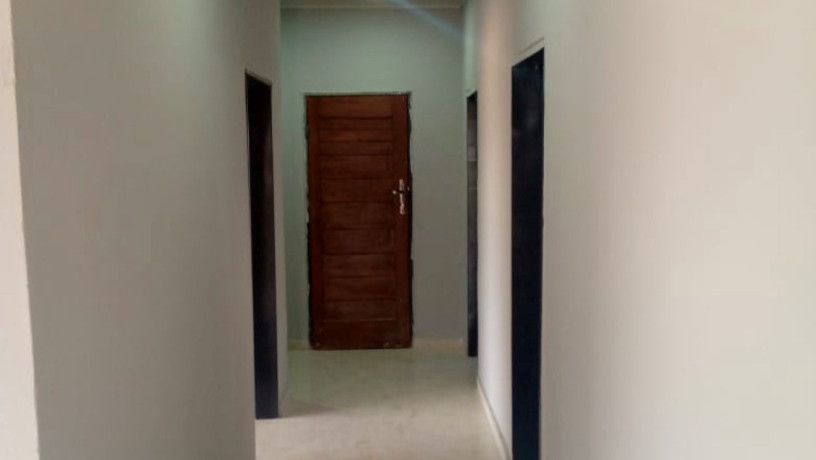 3-bedroom-flat-for-rent-in-makeni-big-8