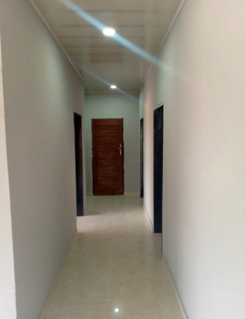 3-bedroom-flat-for-rent-in-makeni-big-8