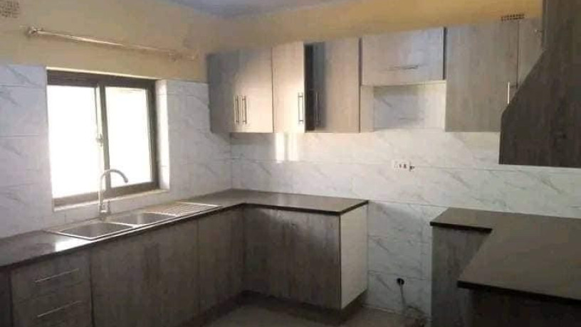 2-bedroom-flat-for-rent-in-makeni-big-5