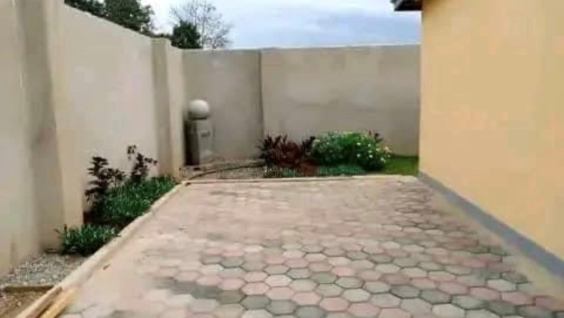 2-bedroom-house-for-rent-in-makeni-big-2