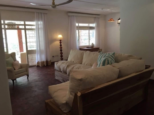 3-bedroom-house-for-rent-in-roma-big-6