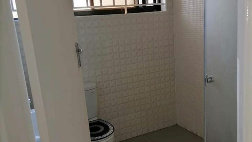 2-bedroom-flat-for-rent-in-roma-big-6