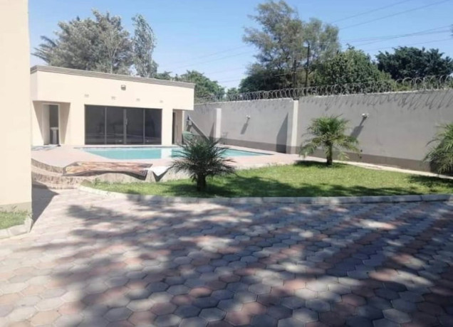 2-bedroom-flat-for-rent-in-roma-big-0