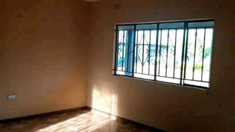 2-bedroom-flat-for-rent-in-chalala-big-2