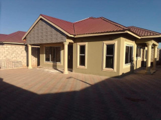 3 Bedroom House For Sale In Chalala