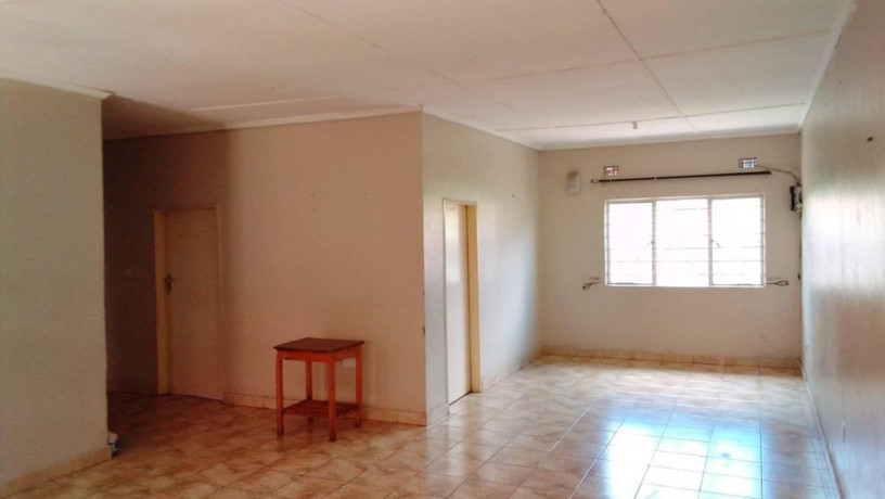 3-bedroom-flat-for-rent-in-salama-park-big-4