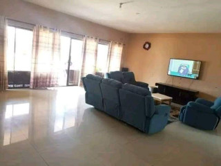 3 Bedroom Flat For Sale in Chalala