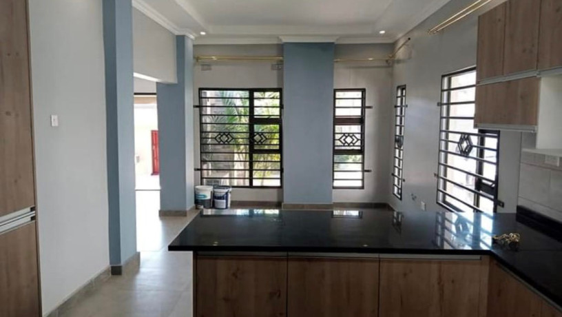 3-bedroom-flat-for-rent-in-new-kasama-big-4